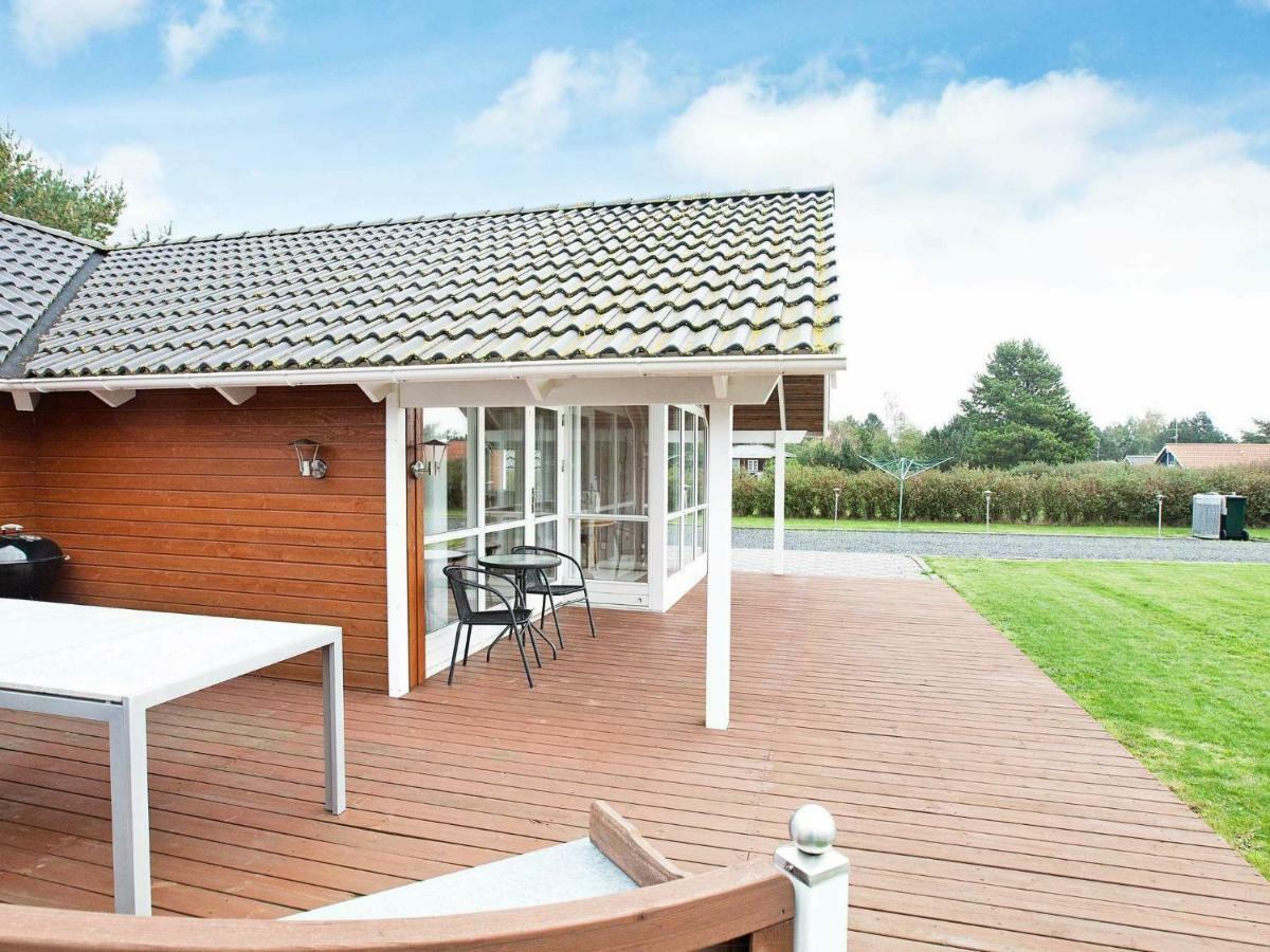 Three-Bedroom Holiday Home In Rodby 38 Kramnitse Quarto foto